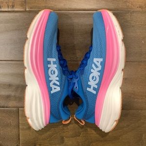 Hoka One One Bondi 8 Women 1127954 CSAA coastal Sky Size 7 Blue Pink worn twice